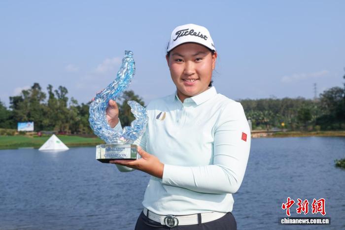 万宁女子公开赛任怡嘉逆