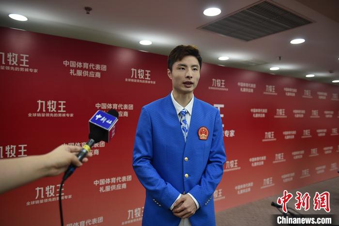 杭州亚运会中国代表团礼服“星耀”正式亮相