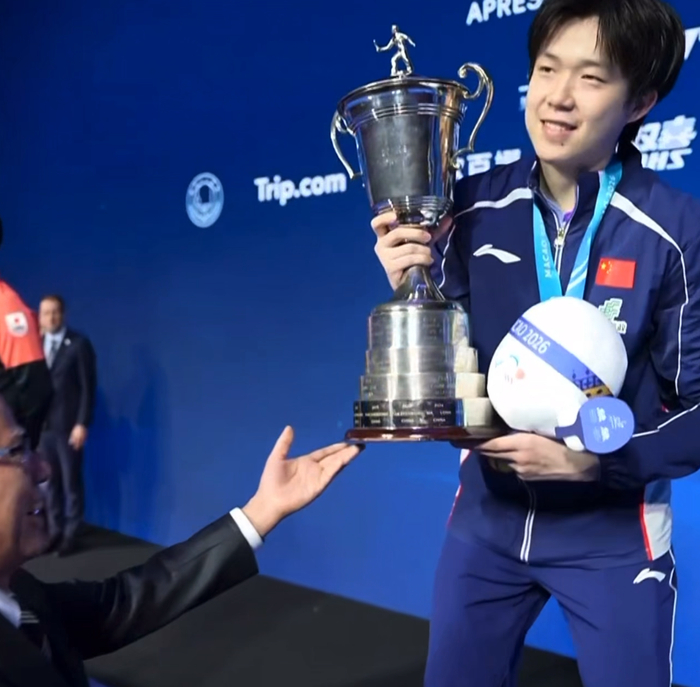 王楚钦力压强敌夺魁 林昀儒雨果握手言和